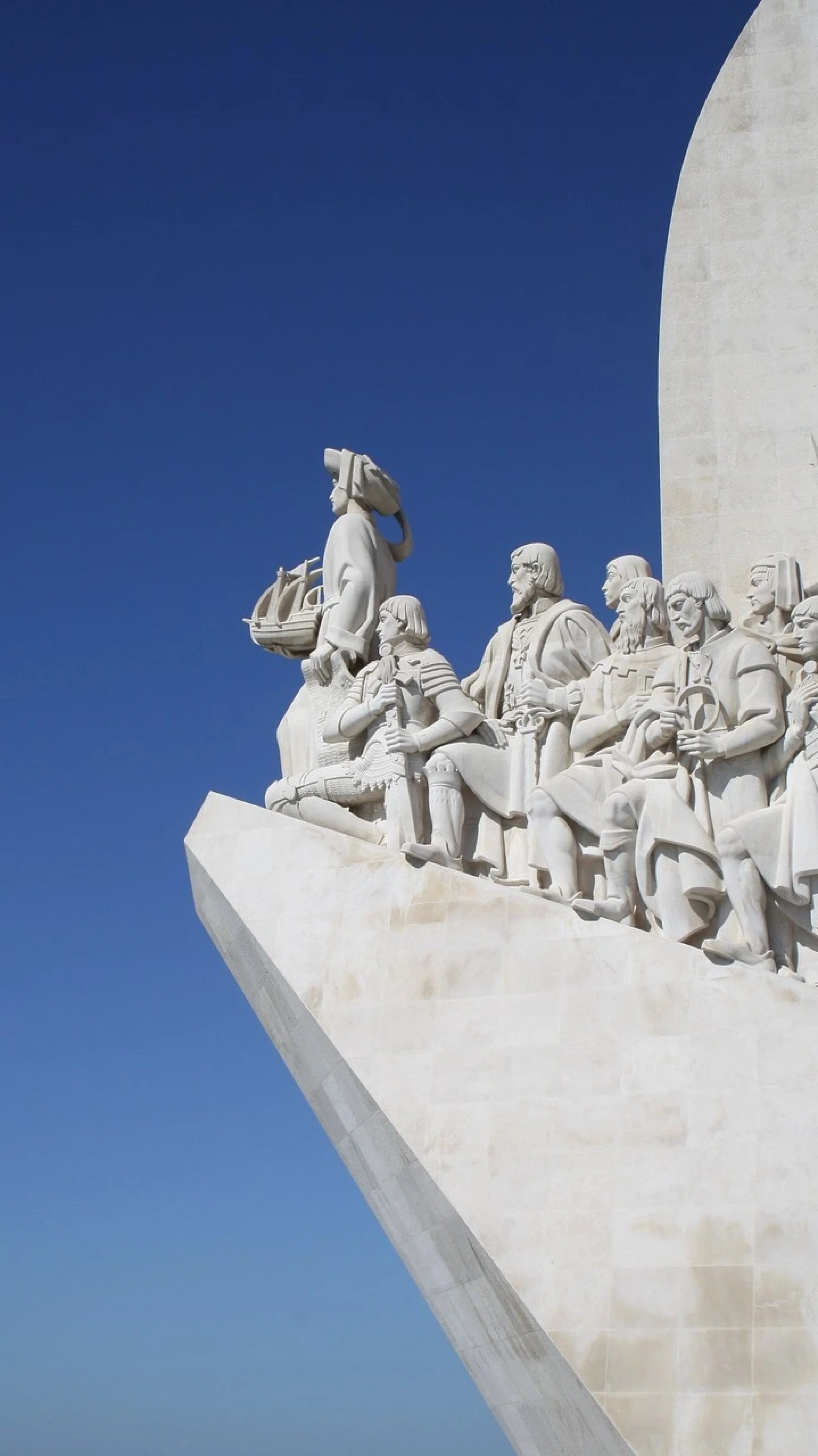lisbon-2673276_1280